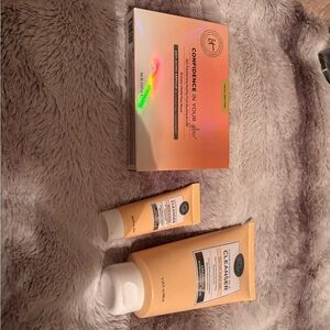 IT Cosmetics Confidence Skincare Trio - Peach and White